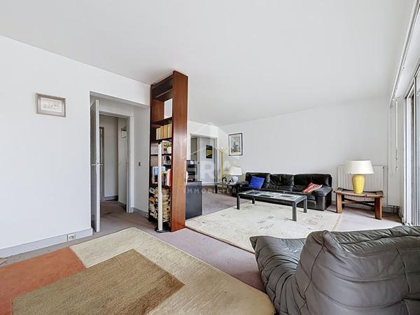 Paris 15 Georges Brassen Appartement 3 pièces 61 m2 avec balcon et box