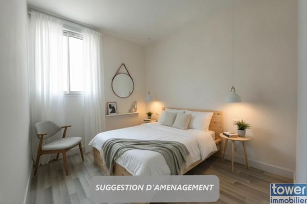 Appartement
                                                                                                                                                                                                                                                                                                                        5 pièce(s)                                                                                                                                                                                                          4 chambre(s)                                                                                                                                                                                                          98.5  m²