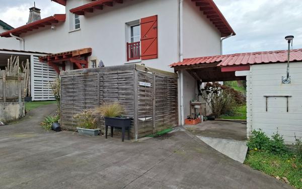 Maison à vendre    6 pièces • 131,05 m2 Mouguerre