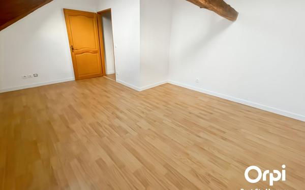 Appartement à louer    2 pièces •  Pontpoint