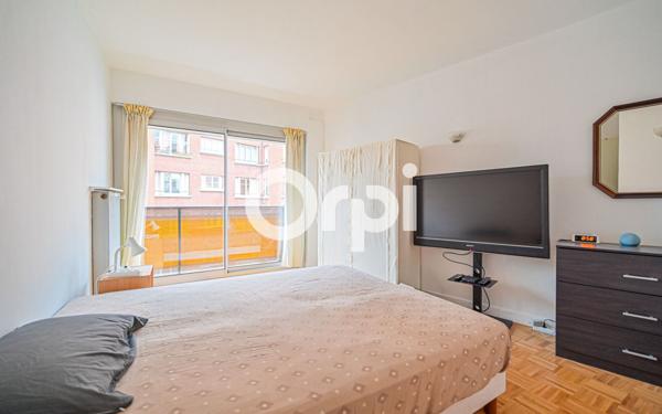 Appartement à vendre    2 pièces • 55,85 m2 Paris 19