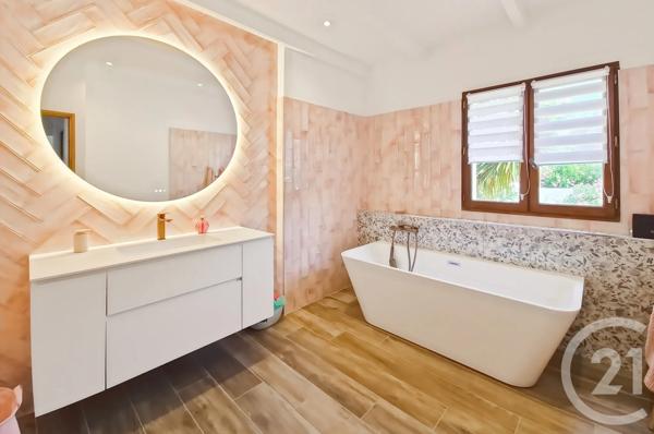 Maison à vendre  9 pièces - 282 m 2   LUMIO  - 202