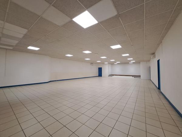 Achat local commercial près de CAYENNE - 4 pièce(s) - 358 m² - 397 500 €