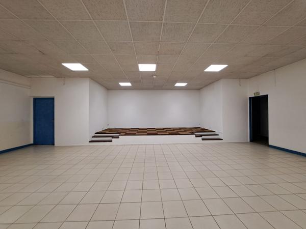 Achat local commercial près de CAYENNE - 4 pièce(s) - 358 m² - 397 500 €