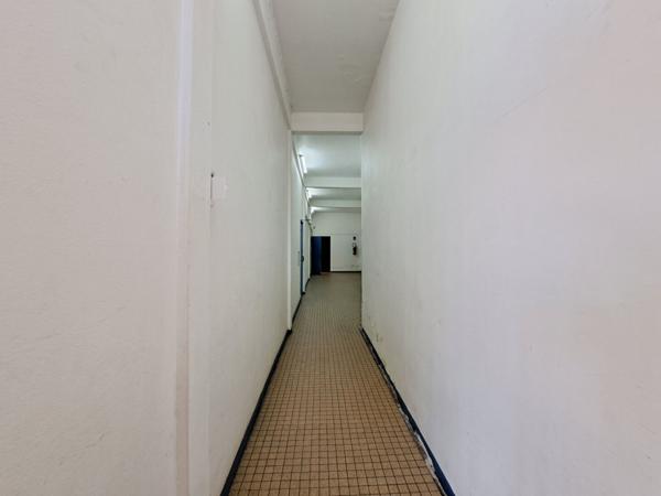 Achat local commercial près de CAYENNE - 4 pièce(s) - 358 m² - 397 500 €