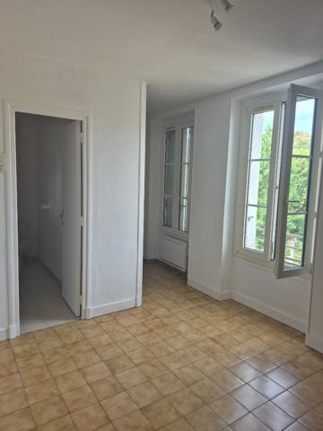 Appartement Etampes 1 pièce(s) 27.71 m2