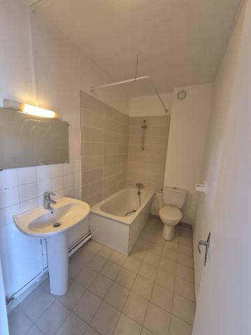 Appartement Etampes 1 pièce(s) 27.71 m2