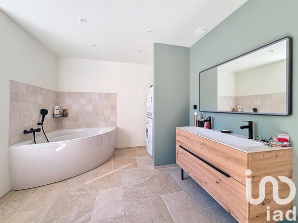 Maison à vendre 6 pièces 191 m² Bourbon-l'Archambault