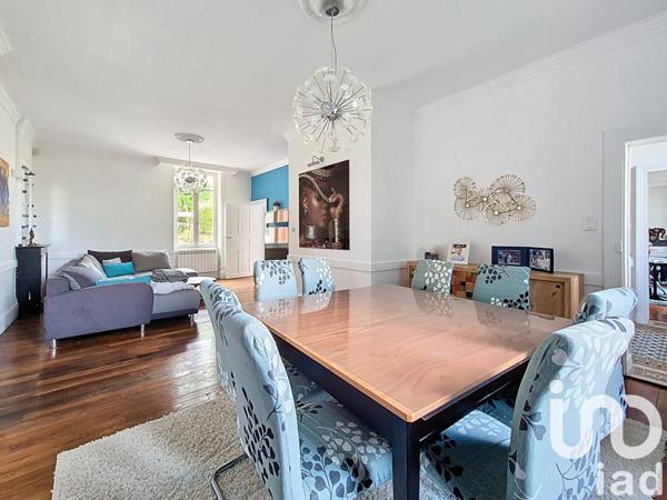 Maison à vendre 6 pièces 191 m² Bourbon-l'Archambault