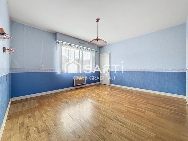 Maison de 169 m² habitables, 5 chambres, double garage