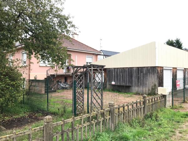 Maison à vendre à Molinet dans l'Allier (03510), ref : M-E-TI