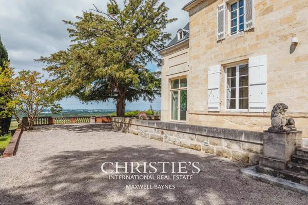 Bouliac – Domaine d’Exception avec Vue Panoramique et Parcelle de 7 Hectares