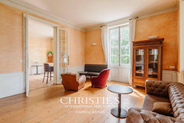 Bouliac – Domaine d’Exception avec Vue Panoramique et Parcelle de 7 Hectares