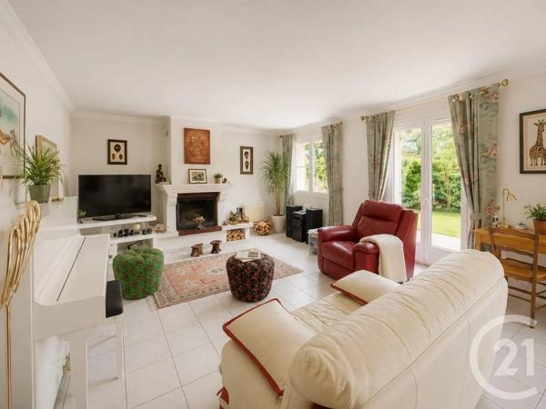 Maison à vendre  6 pièces - 132 m 2   PONTOISE  - 95