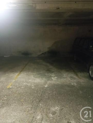 Parking à vendre  11 m 2   PANTIN  - 93