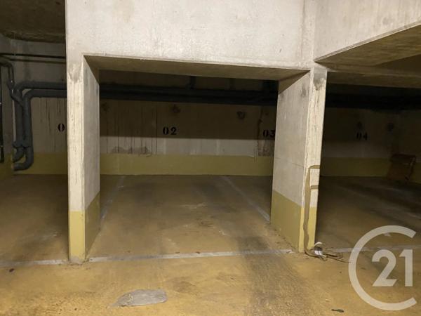 Parking à vendre  11 m 2   PANTIN  - 93