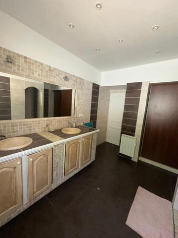 A Villeneuve maison sans aucun travaux