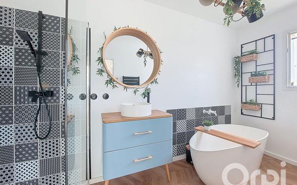 Maison à vendre    5 pièces •  Villeneuve-Loubet