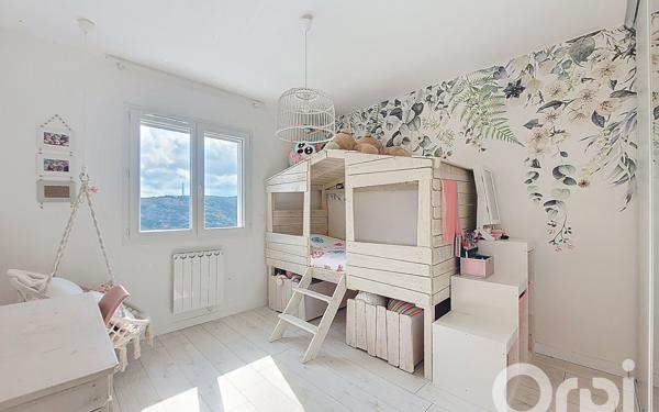 Maison à vendre    5 pièces •  Villeneuve-Loubet