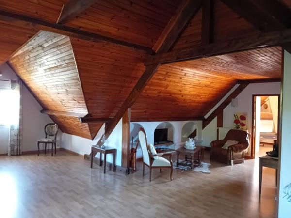 Très belle maison de 185 m² avec sous-sol total