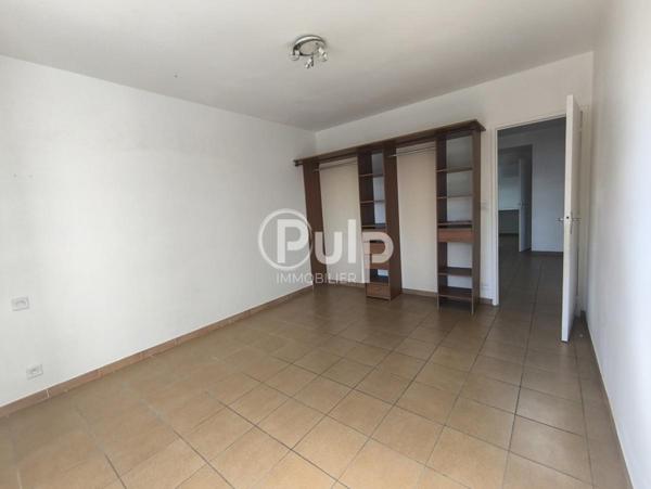 Maison à vendre à Villeneuve La Comtesse - Réf. larff40