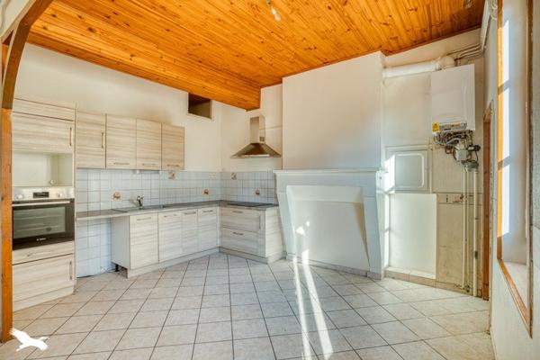 Maison à vendre 223 650 € Marmande 6 p 192 m² DPE D