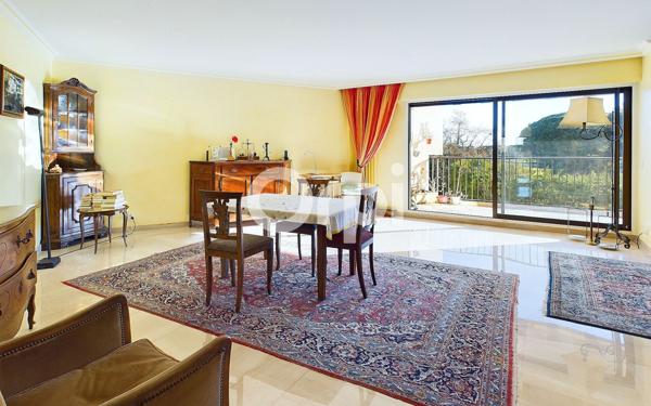 Appartement à vendre    3 pièces • 130,15 m2 Mandelieu-la-Napoule