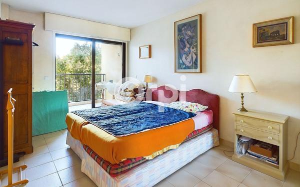 Appartement à vendre    3 pièces • 130,15 m2 Mandelieu-la-Napoule