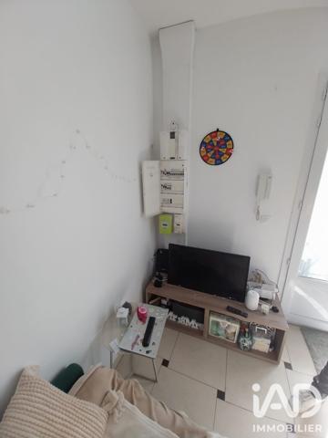 Immeuble à vendre 110,58 m² Saint-Germain-lès-Corbeil