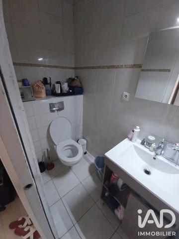 Immeuble à vendre 110,58 m² Saint-Germain-lès-Corbeil