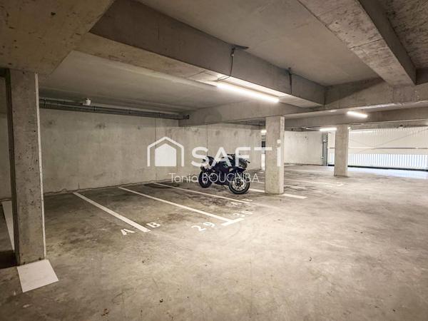 4 parkings couverts – Spécial investisseur
