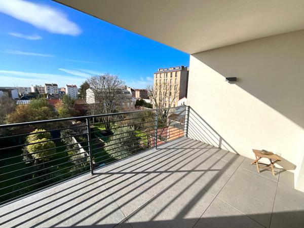 Maison Fontenay Sous Bois 6 pièce(s) 215