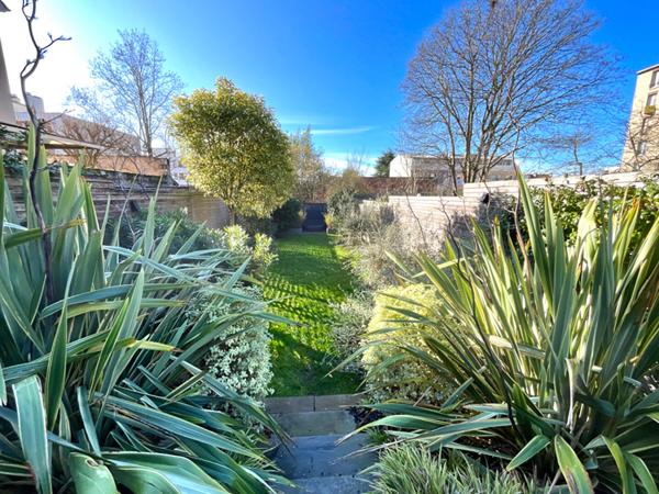 Maison Fontenay Sous Bois 6 pièce(s) 215