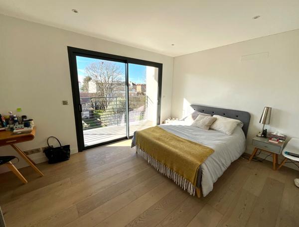 Maison Fontenay Sous Bois 6 pièce(s) 215