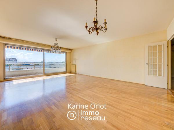 Appartement à SAINT MAUR DES FOSSES (94210)