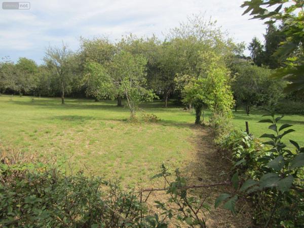 Terrain à Batir à vendre à Le Breuil en Saône-et-Loire (71670), ref : 1379205/457