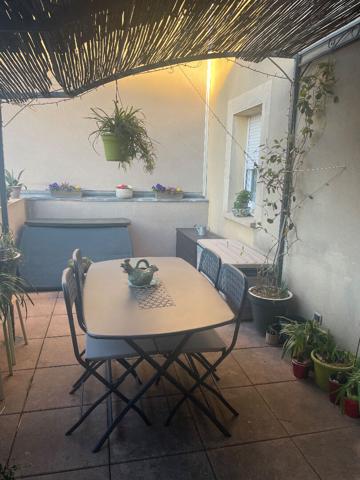 Vauvert T3 actuellement loué avec terrasse et garage