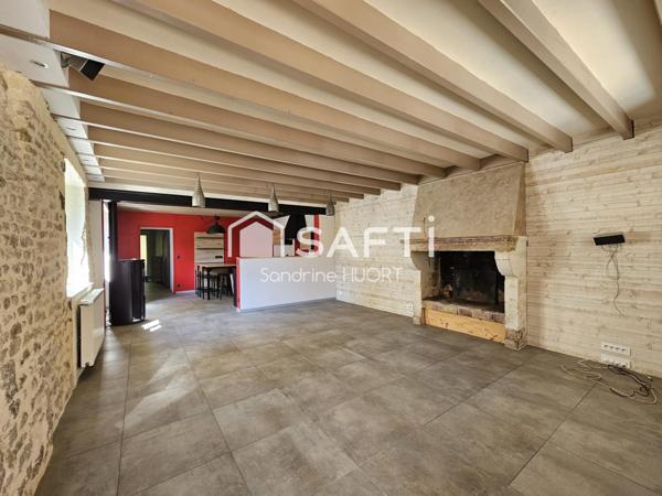 Au calme, 4 chambres, entièrement rénovée, grande dépendance