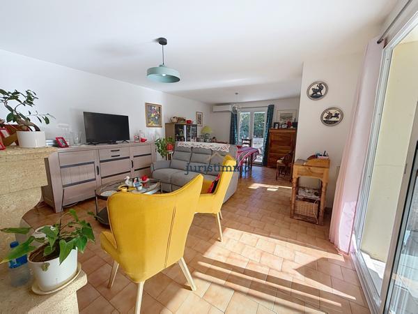 Vaison-la-Romaine (84110) A 5 kms de VAISON-LA-ROMAINE Maison de plain-pied au charme provençal dans un secteur prisé près de Vaison-la-