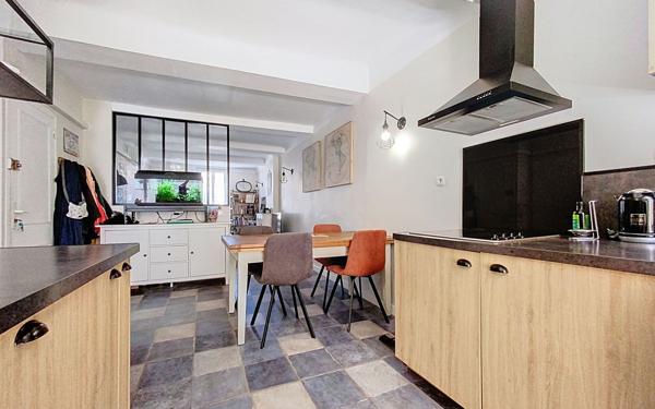 Appartement à vendre    3 pièces • 60 m2 Roquebrune-sur-Argens