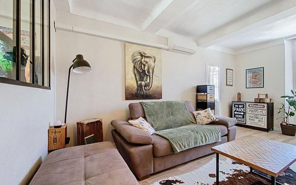 Appartement à vendre    3 pièces • 60 m2 Roquebrune-sur-Argens