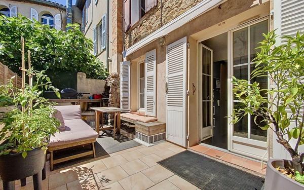 Appartement à vendre    3 pièces • 60 m2 Roquebrune-sur-Argens