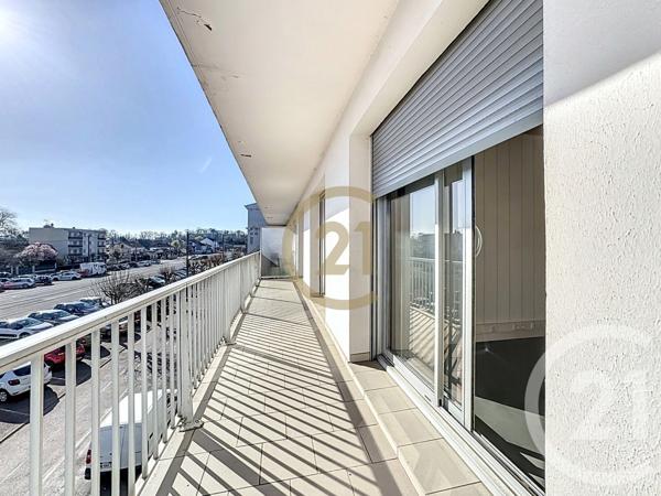 Appartement F3 à vendre  4 pièces - 87,34 m2 LURE - 70