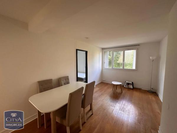 Appartement à louer 2 pièces 38.02m² Champigny-sur-Marne (94500)