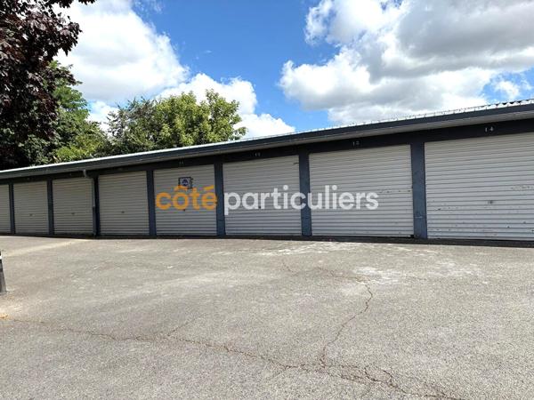 Vente
                Parking / box13,5 m² - BORDEAUX (33200)