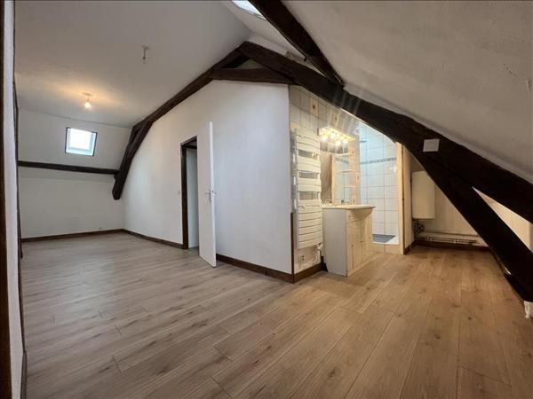 Immeuble à vendre |  Saint-Amand-Montrond |  126 m²