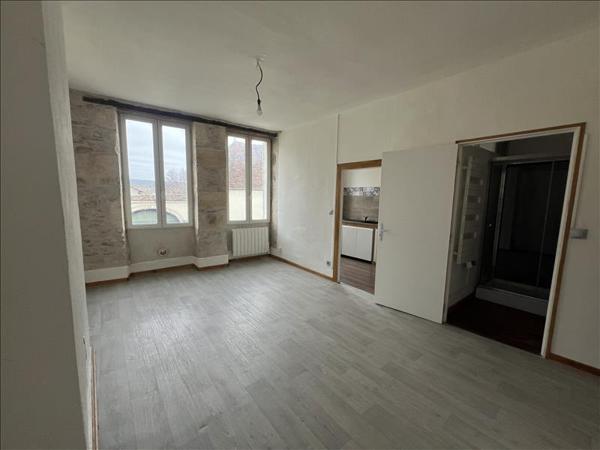 Immeuble à vendre |  Saint-Amand-Montrond |  126 m²