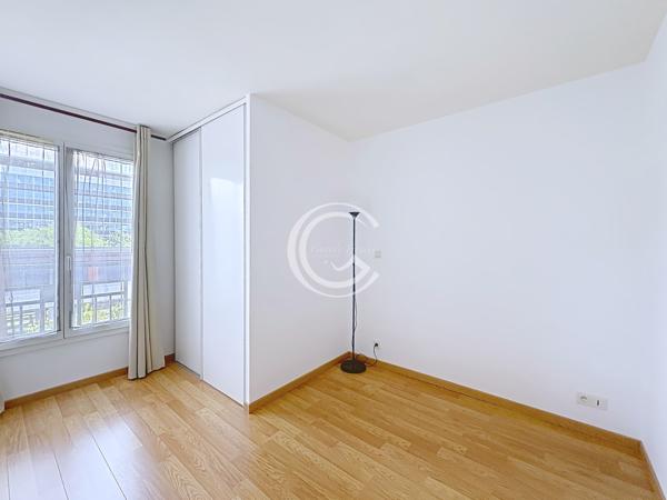 BIEN PLACÉ, VUE DEGAGÉE & LUMIÈRE, DPE C !