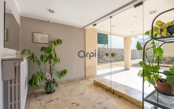 Appartement à vendre    3 pièces • 63,11 m2 Joinville-le-Pont