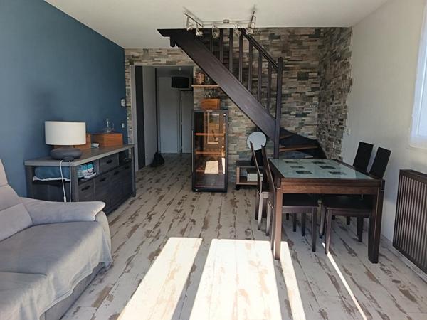 DUPLEX 2 CHAMBRES AVEC TERRASSE